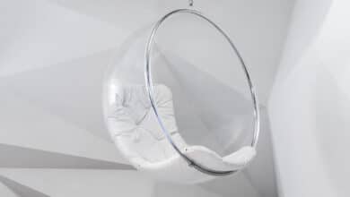 Bubble Chair, concepita dal genio creativo di Eero Aarnio