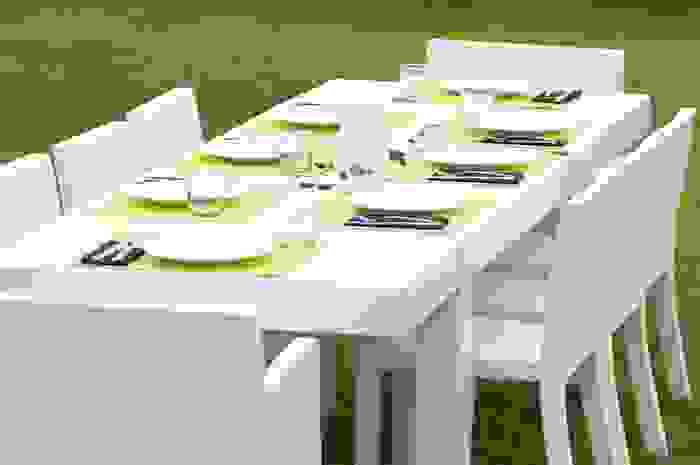 tavolo giardino plastica