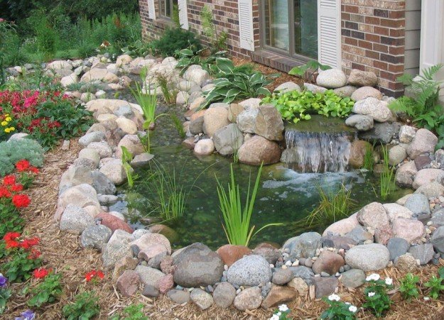 Sassi da giardino: consigli per decorare il vostro giardino Giardini con sassi