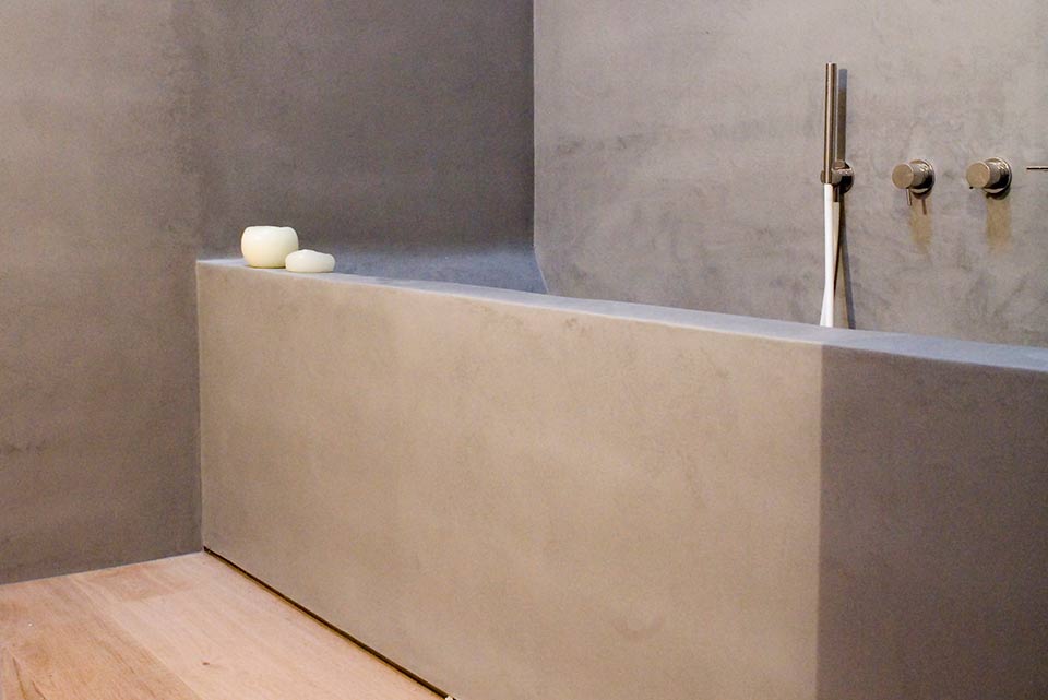 Vasche da bagno in cemento: la nuova frontiera dellestetica ... Vasca da bagno in cemento
