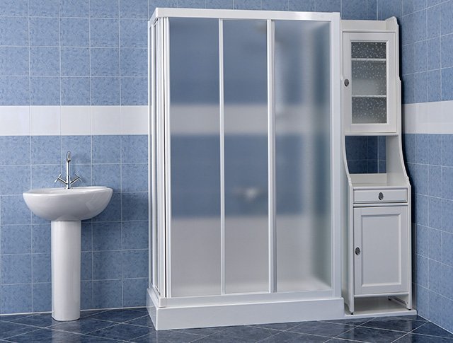 Trasformazione vasca in doccia: consigli pratici e suggerimenti Trasformare doccia in vasca da bagno