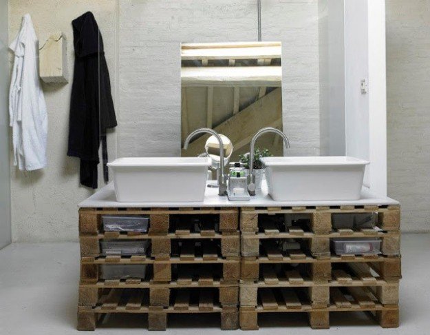 Bagno fai da te: idee per arredare il bagno con materiali di recupero Arredare casa con materiali di recupero