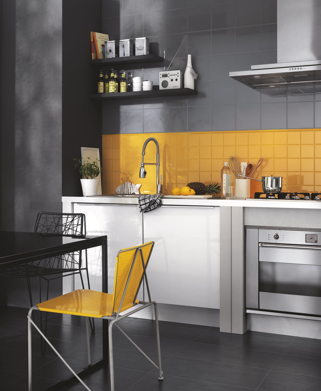 Rivestire piastrelle cucina con resina : rivestire piastrelle ... Prezzo resina per muri