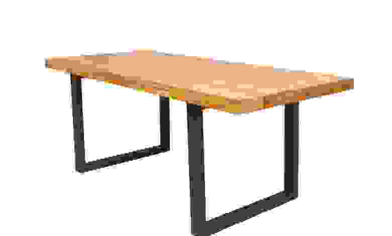 tavolo rettangolare in legno e metallo