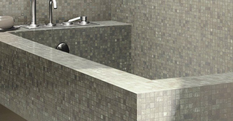 Vasche in muratura a mosaico o in cemento: soluzioni e idee Costruire una vasca da bagno