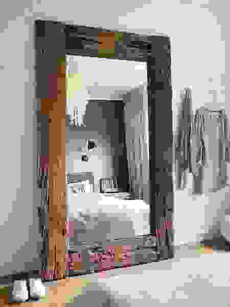 specchio della camera da letto