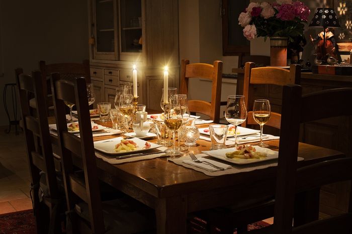 tavolo massiccio per sala da pranzo