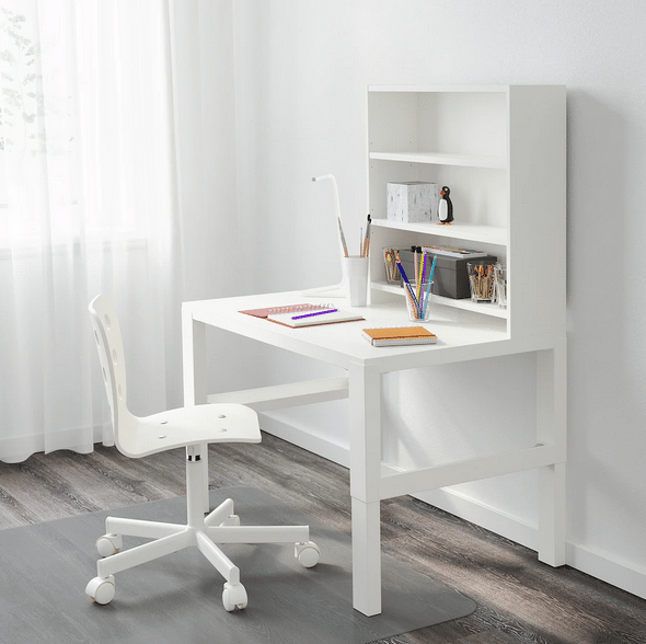 Scrivania con Libreria IKEA